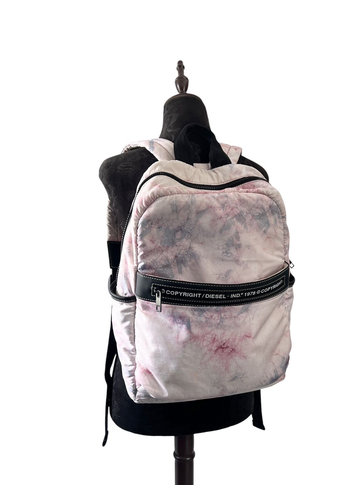 Diesel × Diesel Black Gold Diesel Pink Marble Backpack Size ONE SIZE - 21 Thumbnail