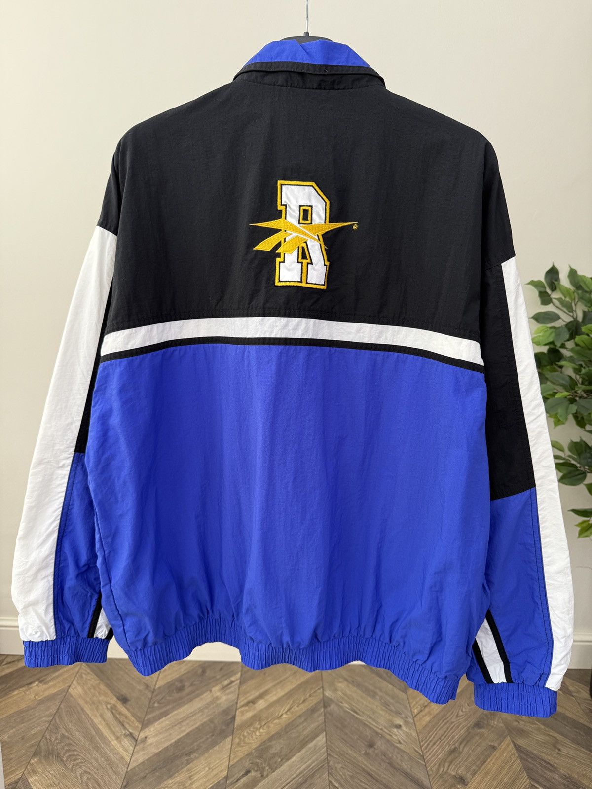 Reebok Reebok Vintage Windbreaker Jacket Spellout Logo Full Zip Size US L / EU 52-54 / 3 - 8 Thumbnail