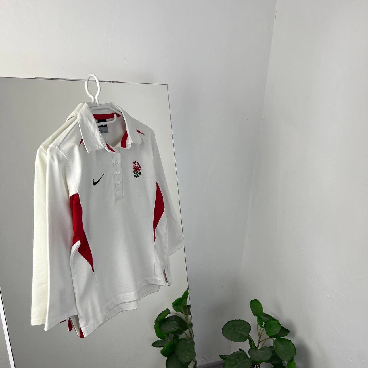 Nike England Rugby Vintage Nike Streetwear Y2K Style Baggy Size L / US 10 / IT 46 - 1 Thumbnail