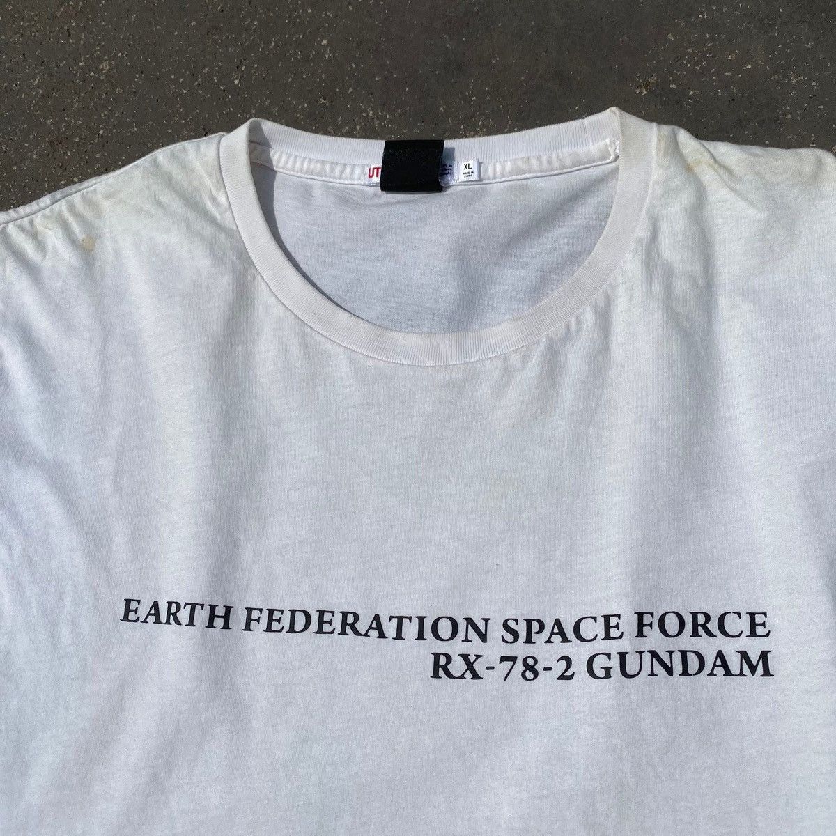 Uniqlo RARE ‼️ Gundam Size US XL / EU 56 / 4 - 3 Thumbnail