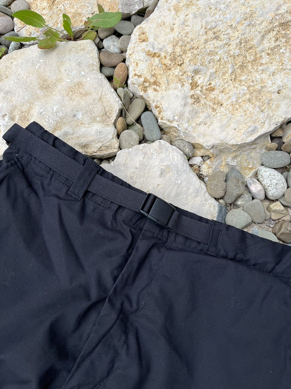 Uniqlo Uniqlo Heattech cargo multipocket insulated pants with belt Size US 30 / EU 46 - 11 Thumbnail