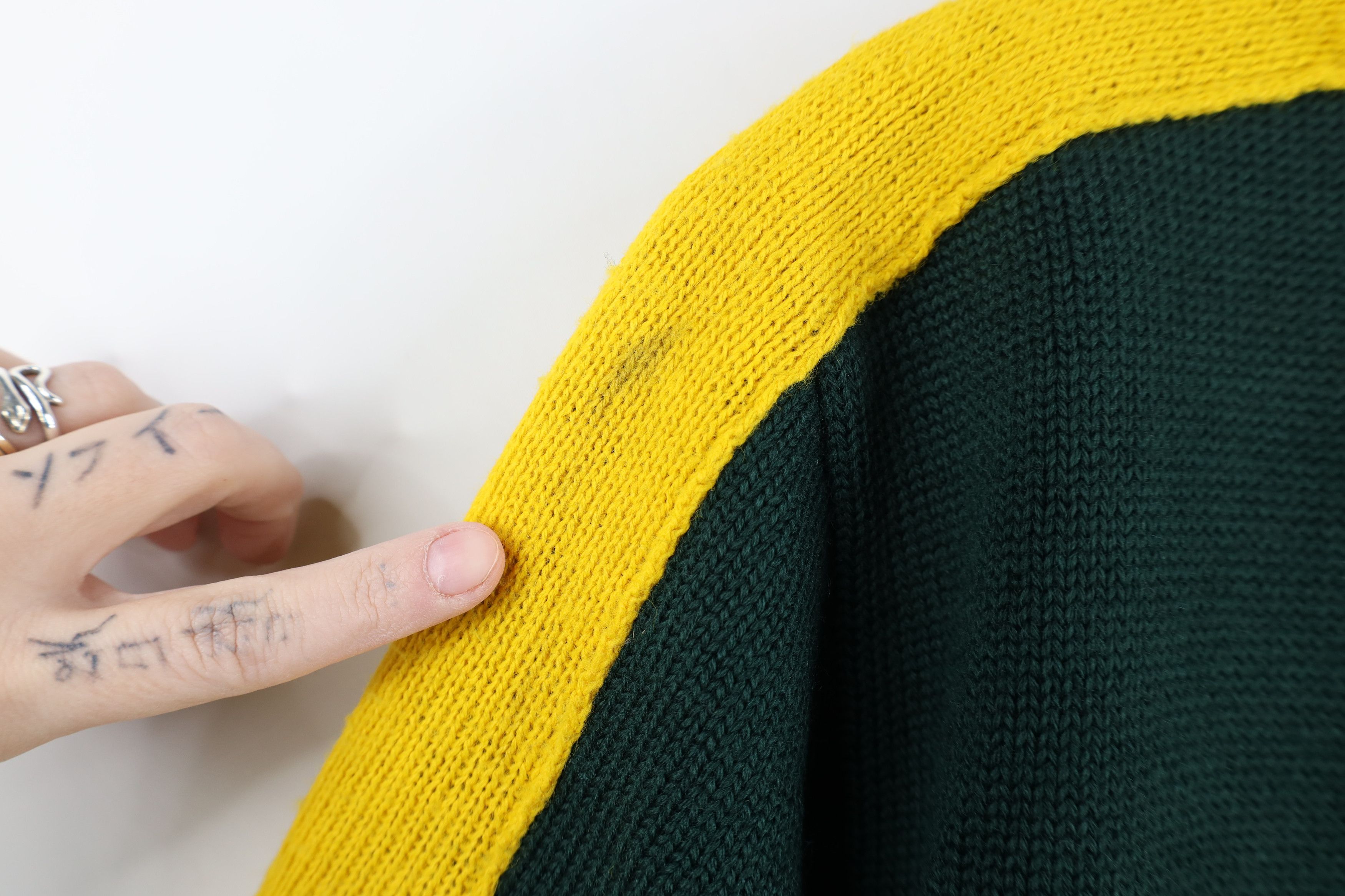 Vintage Vintage 50s Knit Short Sleeve Varsity Letterman Sweater USA Size US L / EU 52-54 / 3 - 7 Thumbnail