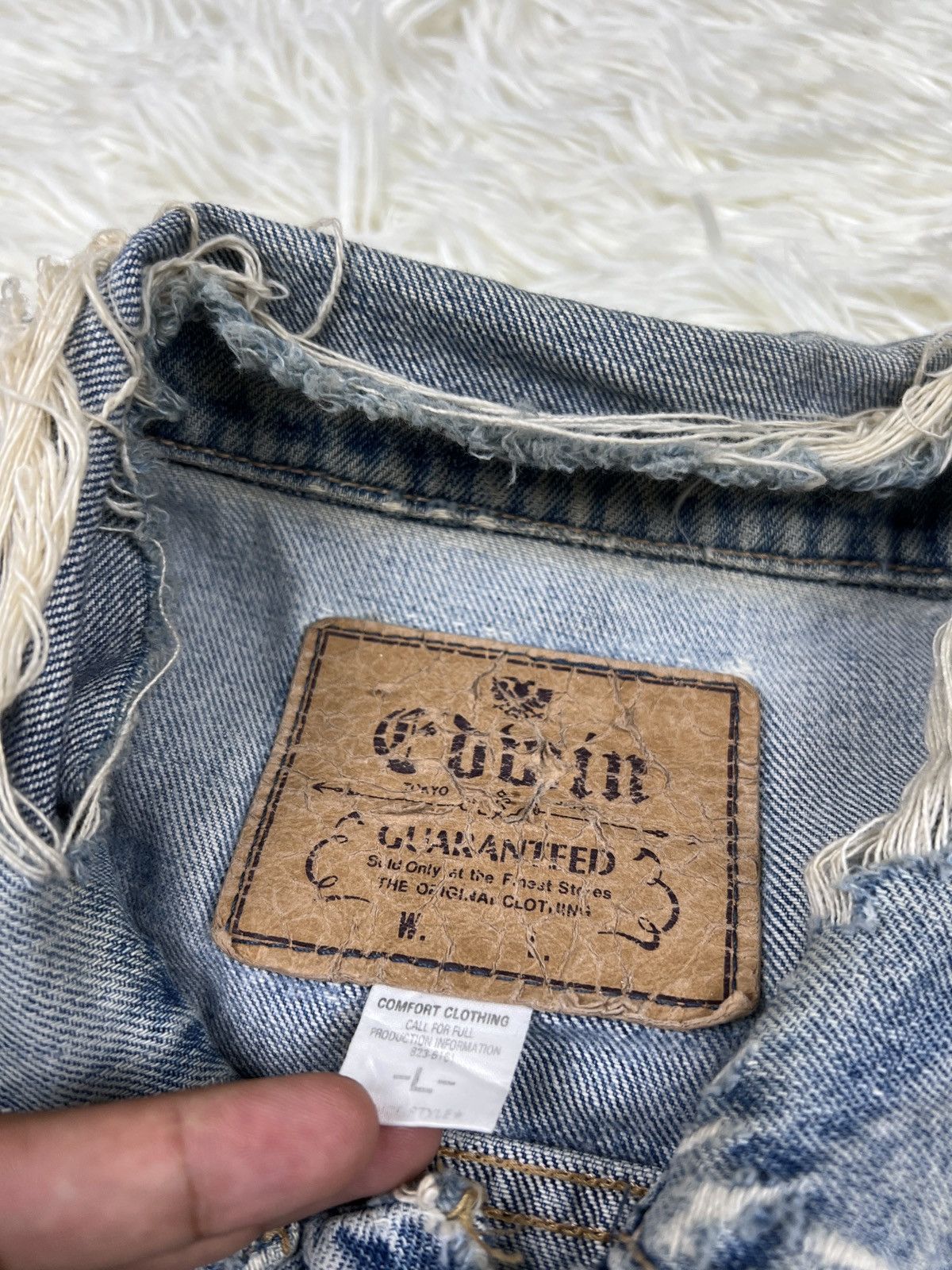 Edwin Vintage Edwin Faded Distressed Denim Jacket Size US L / EU 52-54 / 3 - 8 Thumbnail