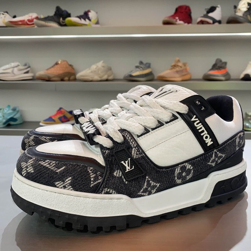 Louis Vuitton Louis Vuitton Trainer Maxi Low-Top Sneakers 0079 Size US 8 / EU 41 - 1 Thumbnail