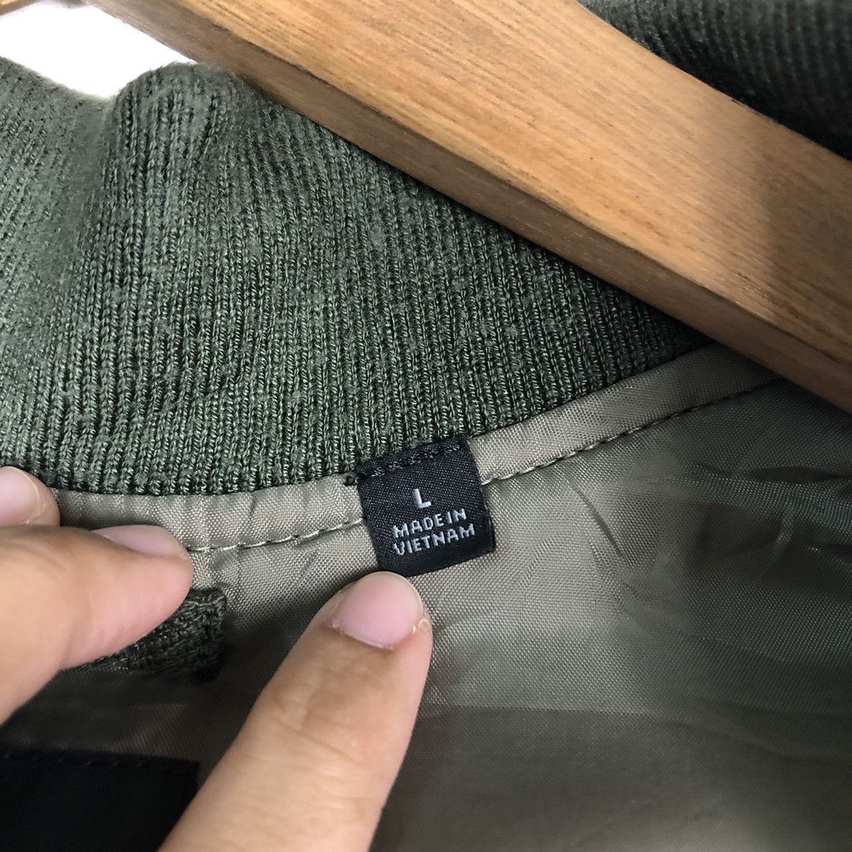 Japanese Brand Vintage Bomber Jacket Fly Military Uniqlo Japan IsseyMiyake Size US L / EU 52-54 / 3 - 19 Thumbnail