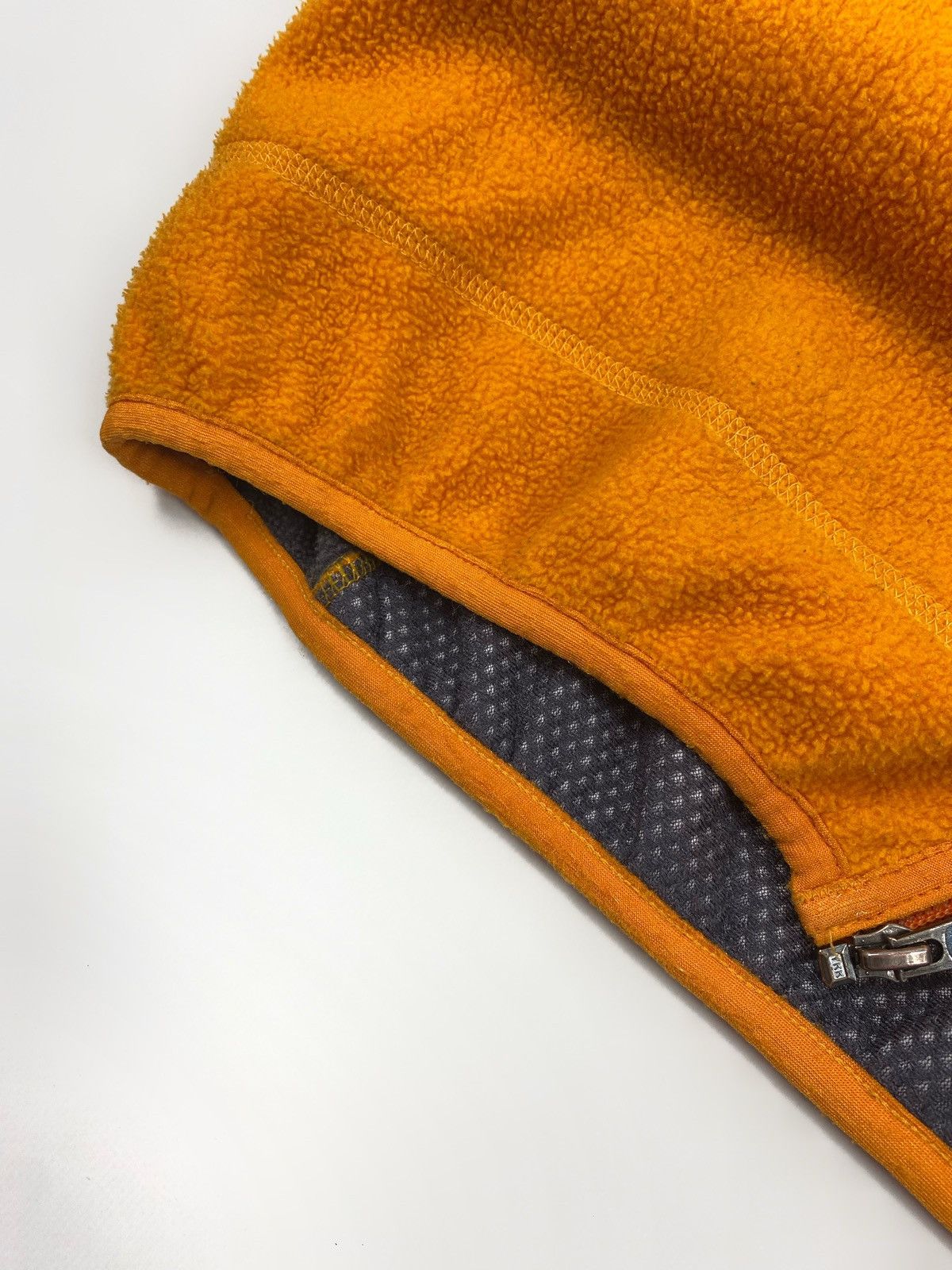 Patagonia 1990’s Vintage Patagonia Orange Full Zip Pile Fleece Jacket Size US XL / EU 56 / 4 - 6 Thumbnail