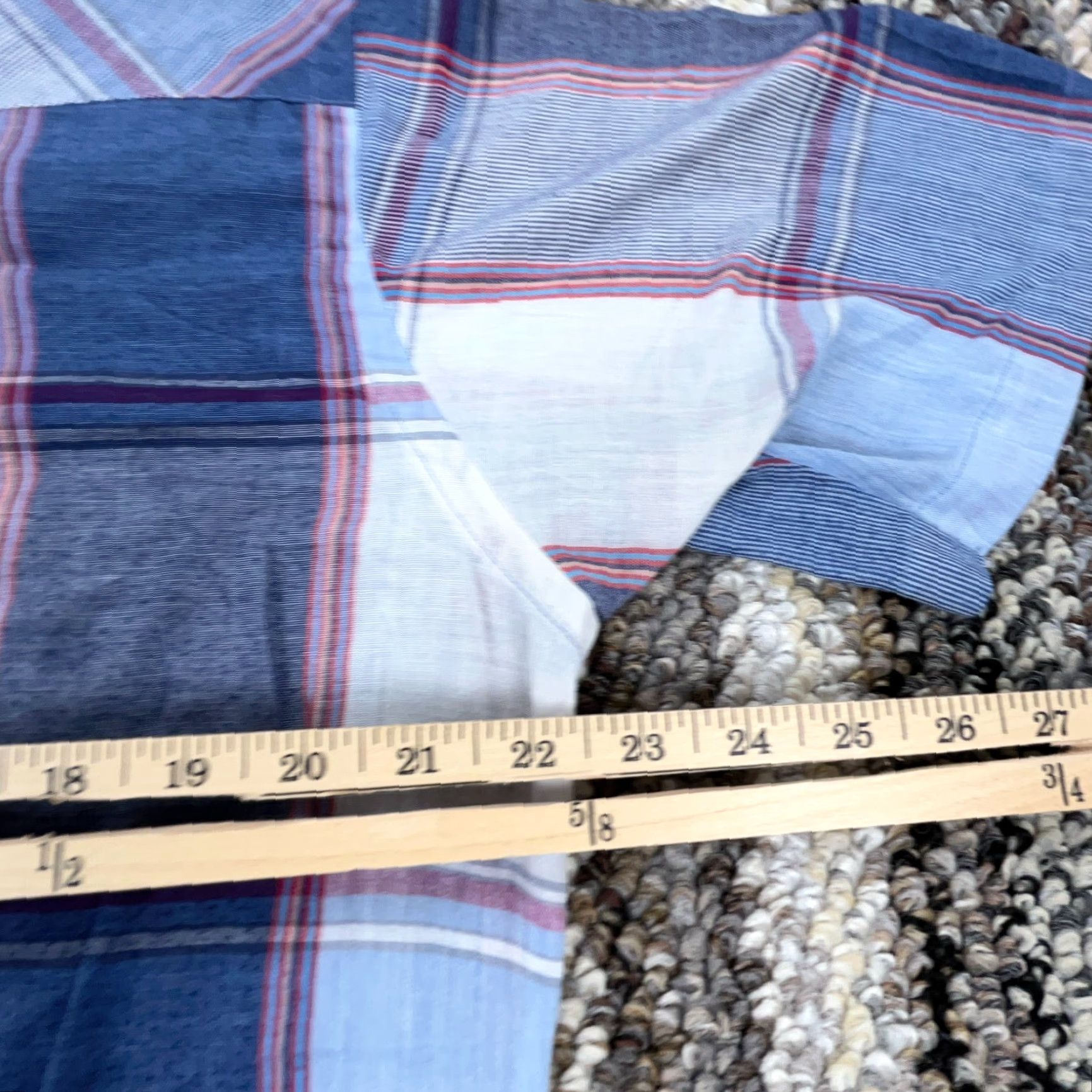Wrangler VINTAGE Wrangler Western Shirt Men 16.5 Pearl Snap Cowboy Cut Long Tail USA Made Shirt Mens Blue Plaid 16.5 Western Classic American Wrangler Wrancher Size US XL / EU 56 / 4 - 7 Thumbnail