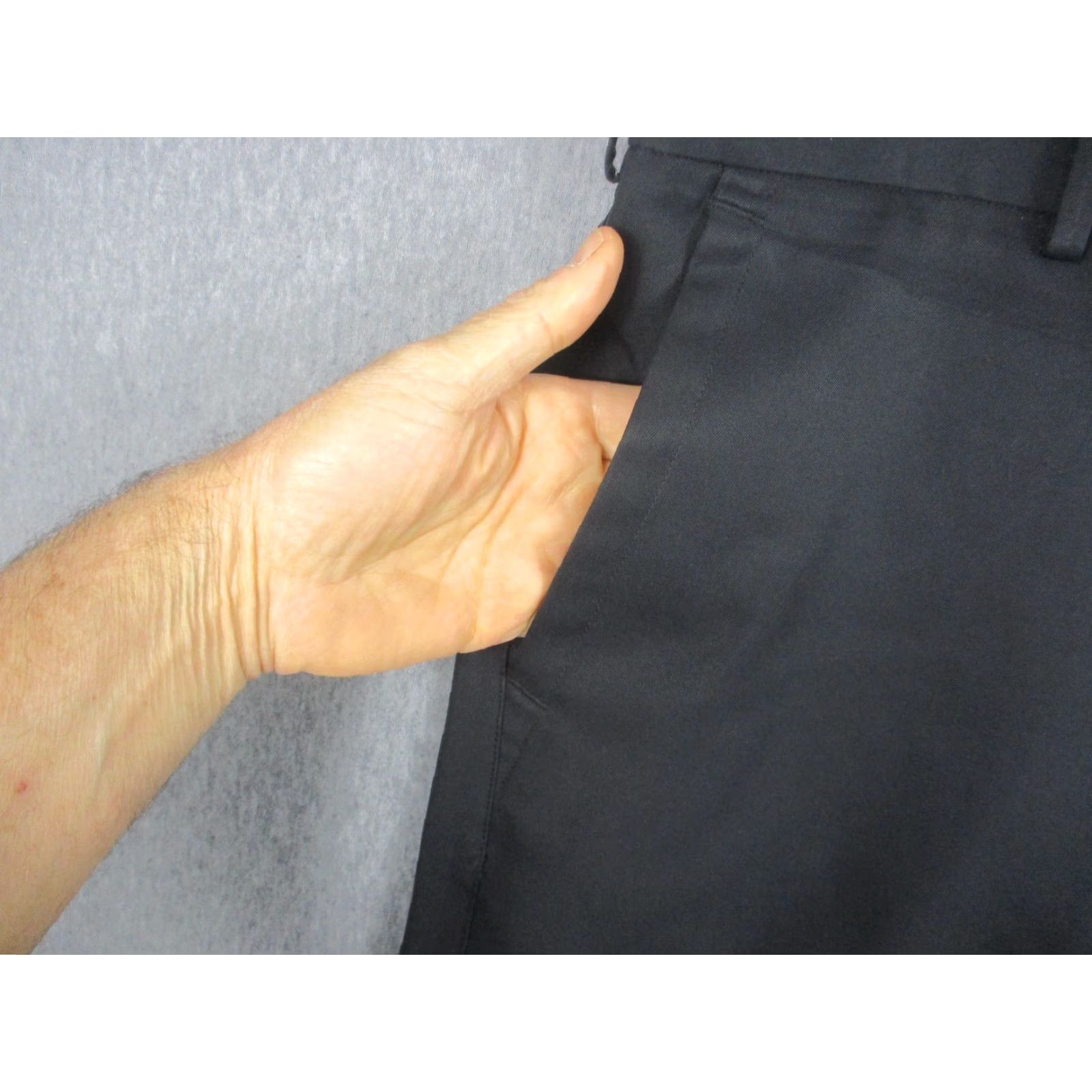 Peter Millar Peter Millar Shorts Mens 35 Black Wicking Chino Golf Casual 9 Inseam Flat Front Size US 35 - 2 Thumbnail