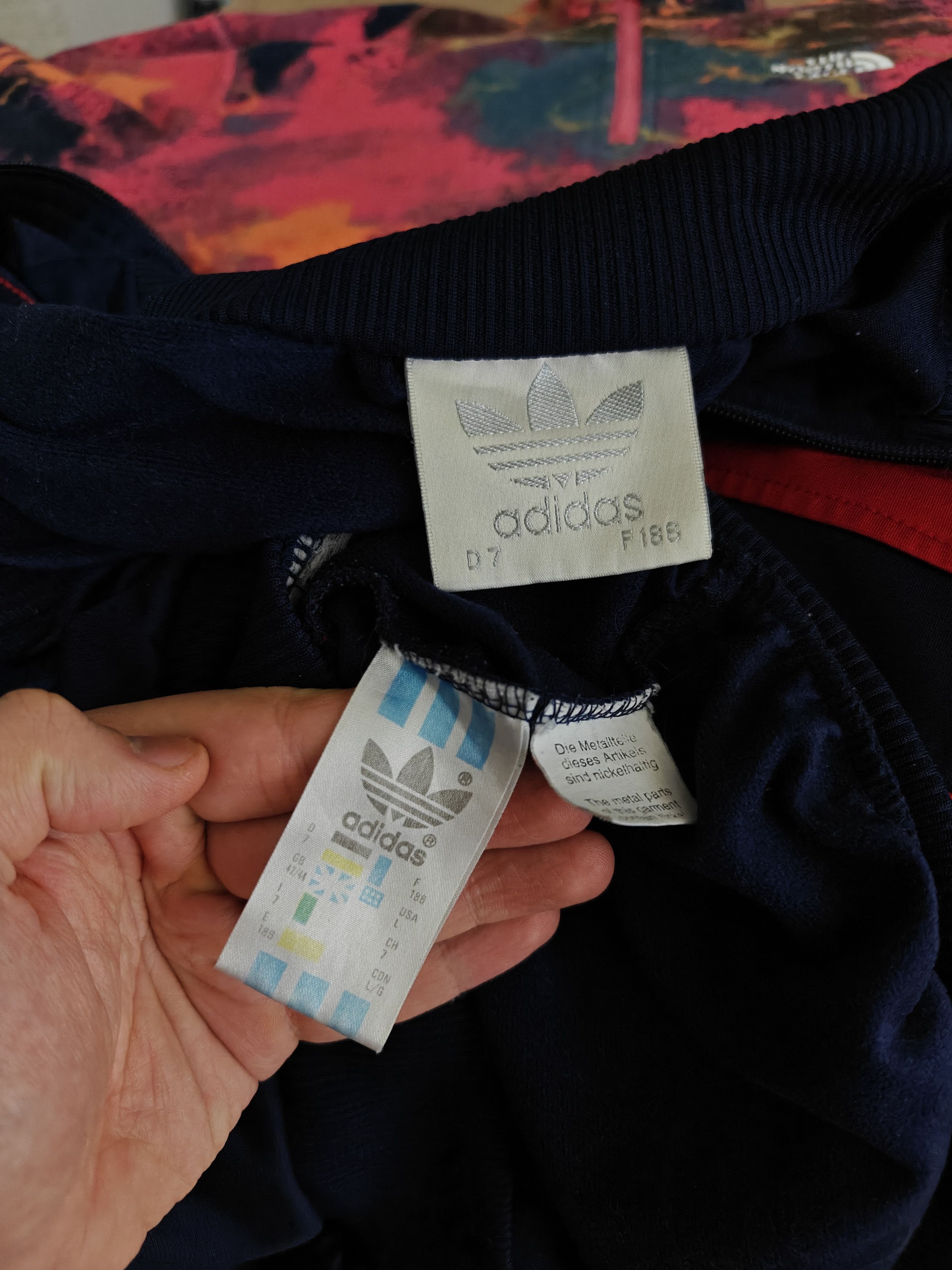 Adidas Adidas VTG Track Top Jacket Blue/Red size L Size US L / EU 52-54 / 3 - 10 Thumbnail
