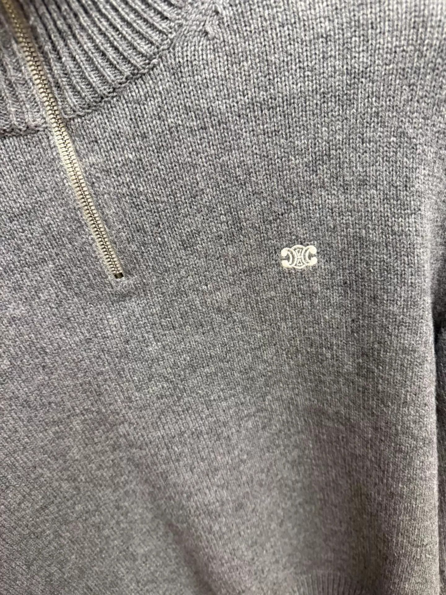 Celine CELINE Wool-Cashmere Stand-Collar Zip-Up Sweater L (New) Size L / US 10 / IT 46 - 4 Thumbnail
