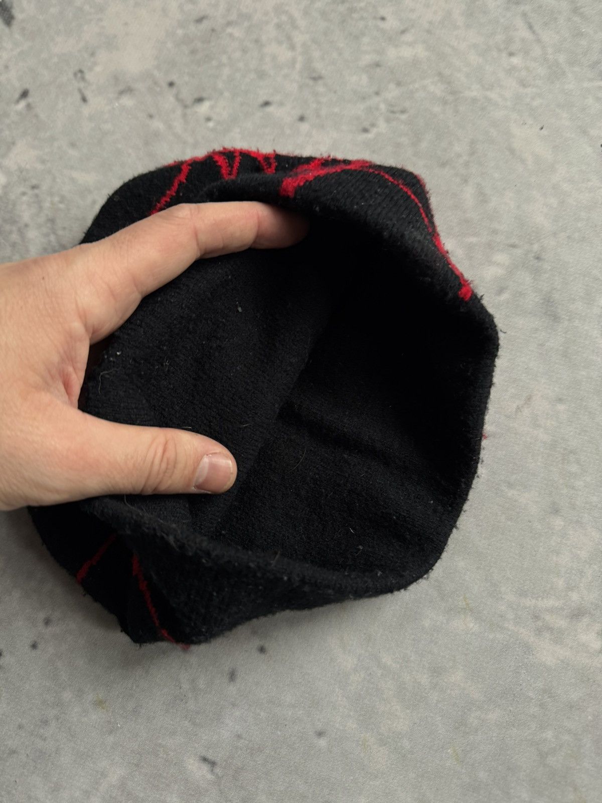 Supreme × Vintage Spider Web Y2K Vintage Beanie Hat Spider-Man style Size ONE SIZE - 6 Thumbnail