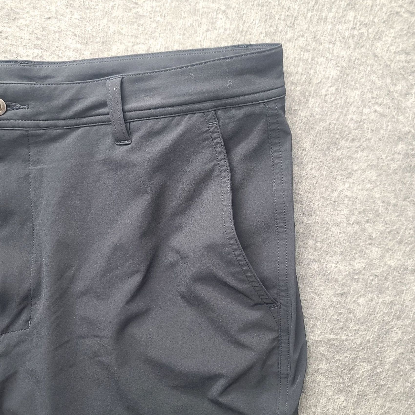 Footjoy FootJoy Shorts Mens 38 Regular Black Polyester Spandex Quick Dry Stretch Flat Front Chino Mop Sports 9in Inseam Size US 38 / EU 54 - 6 Thumbnail