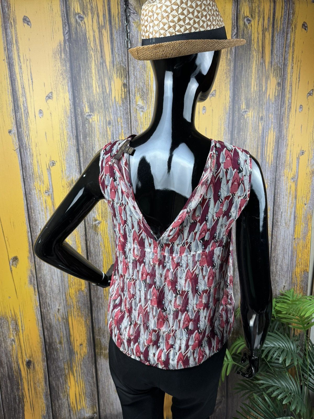 Louis Vuitton Louis Vuitton Silk Sleeveless Blouse Multicolour Size 36 FR Size XS / US 0-2 / IT 36-38 - 3 Thumbnail