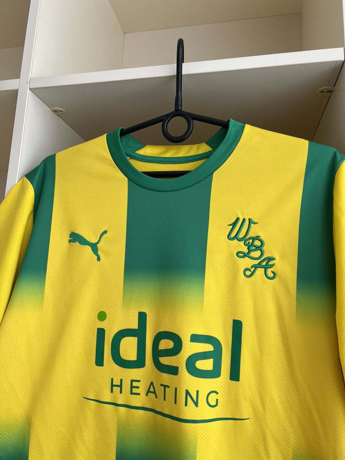 Puma West Bromwich Albion WBA 2022 Away Football Shirt Puma Sz L Size US L / EU 52-54 / 3 - 2 Thumbnail