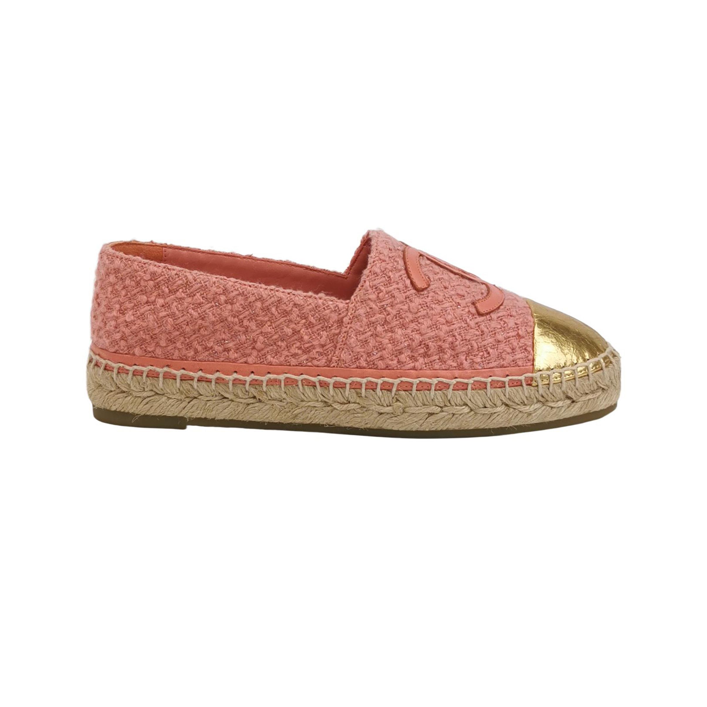 Chanel Chanel Women 8 Flats Size US 8 / IT 38 - 1 Thumbnail