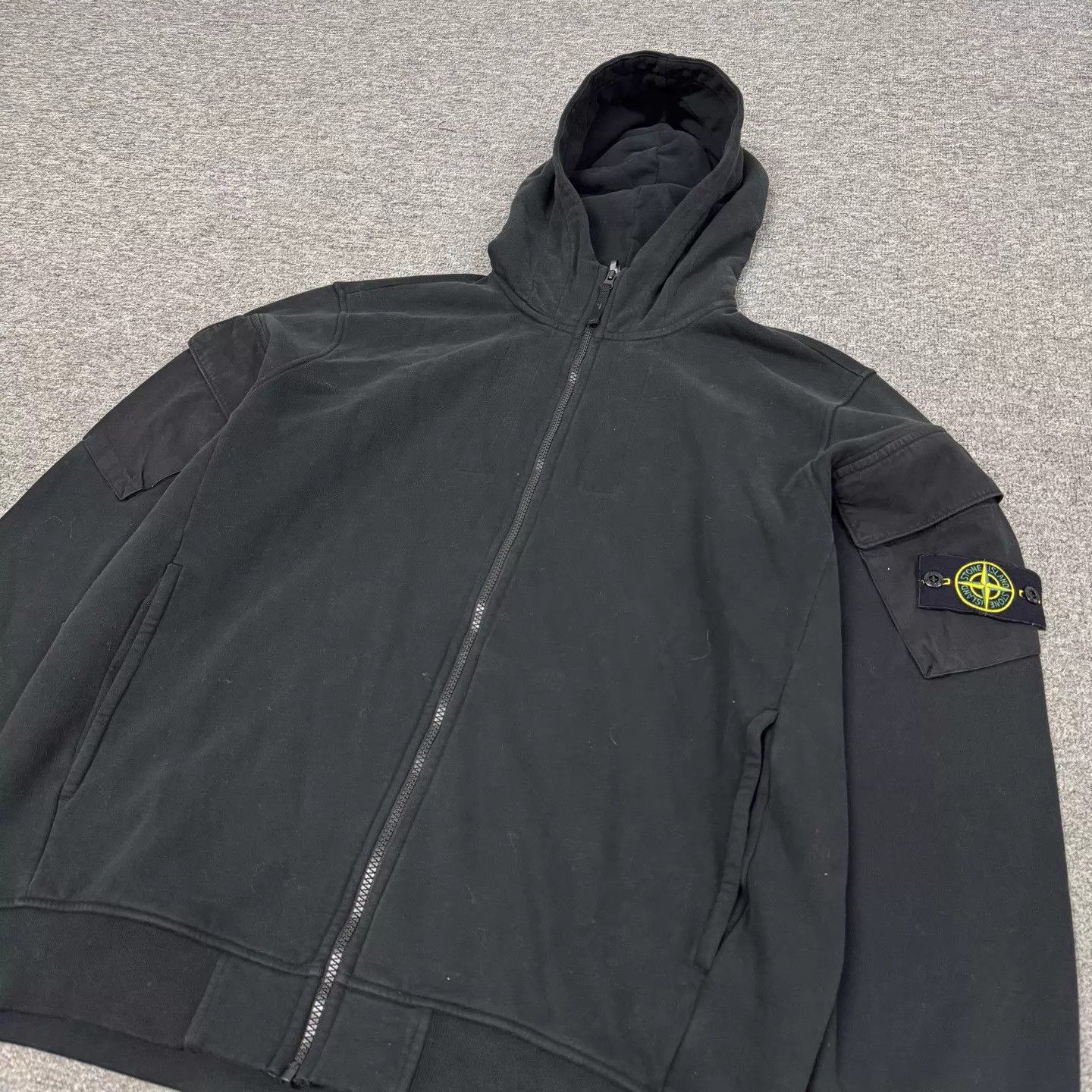 Stone Island Stone Island Black Hood Zip Hoodie 2-Pocket Sleeve Logo XL Size US XL / EU 56 / 4 - 4 Thumbnail