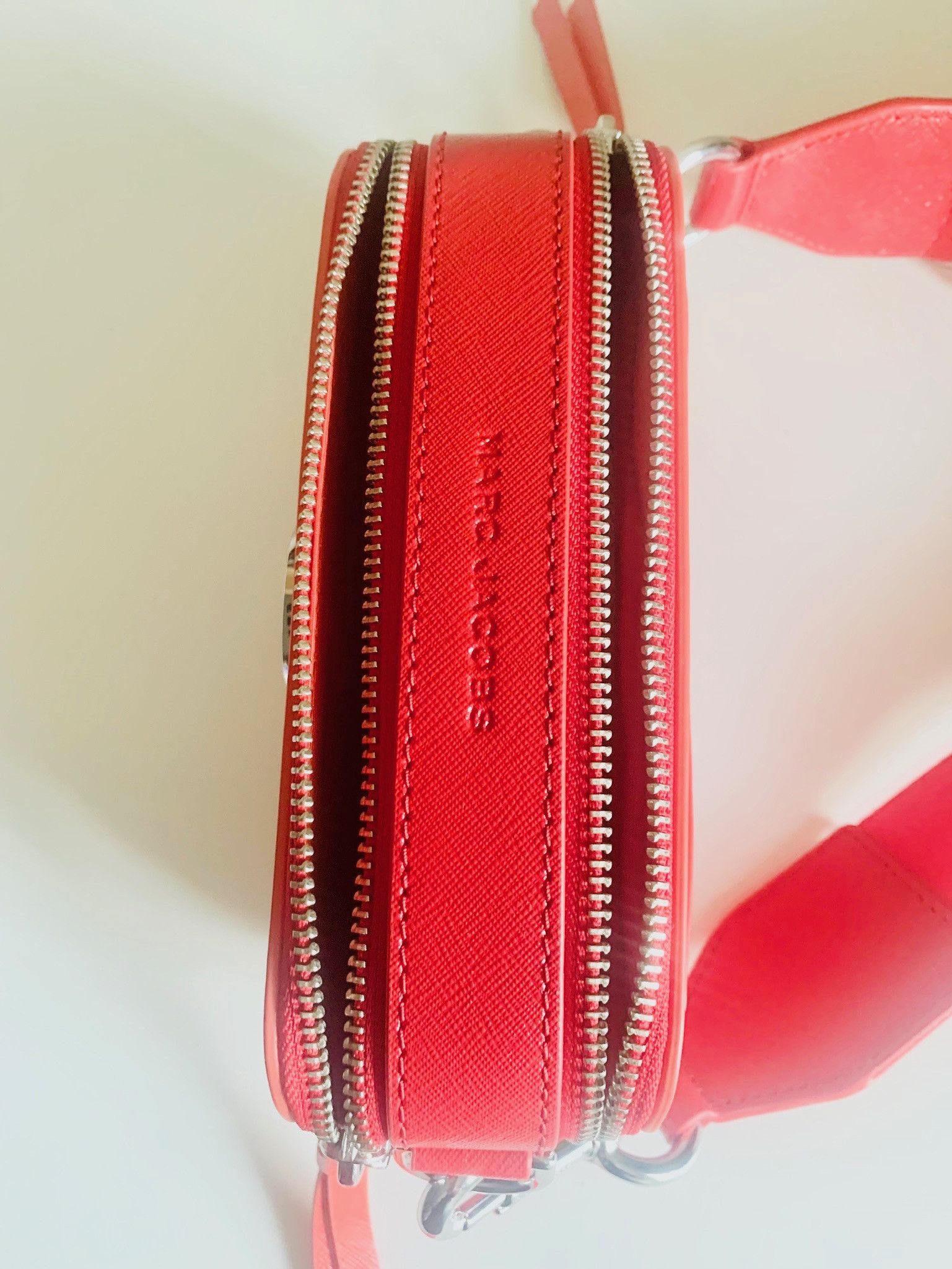 Marc Jacobs Marc Jacobs The Bi-Color Snapshot Leather Bag - Red Size ONE SIZE - 6 Thumbnail