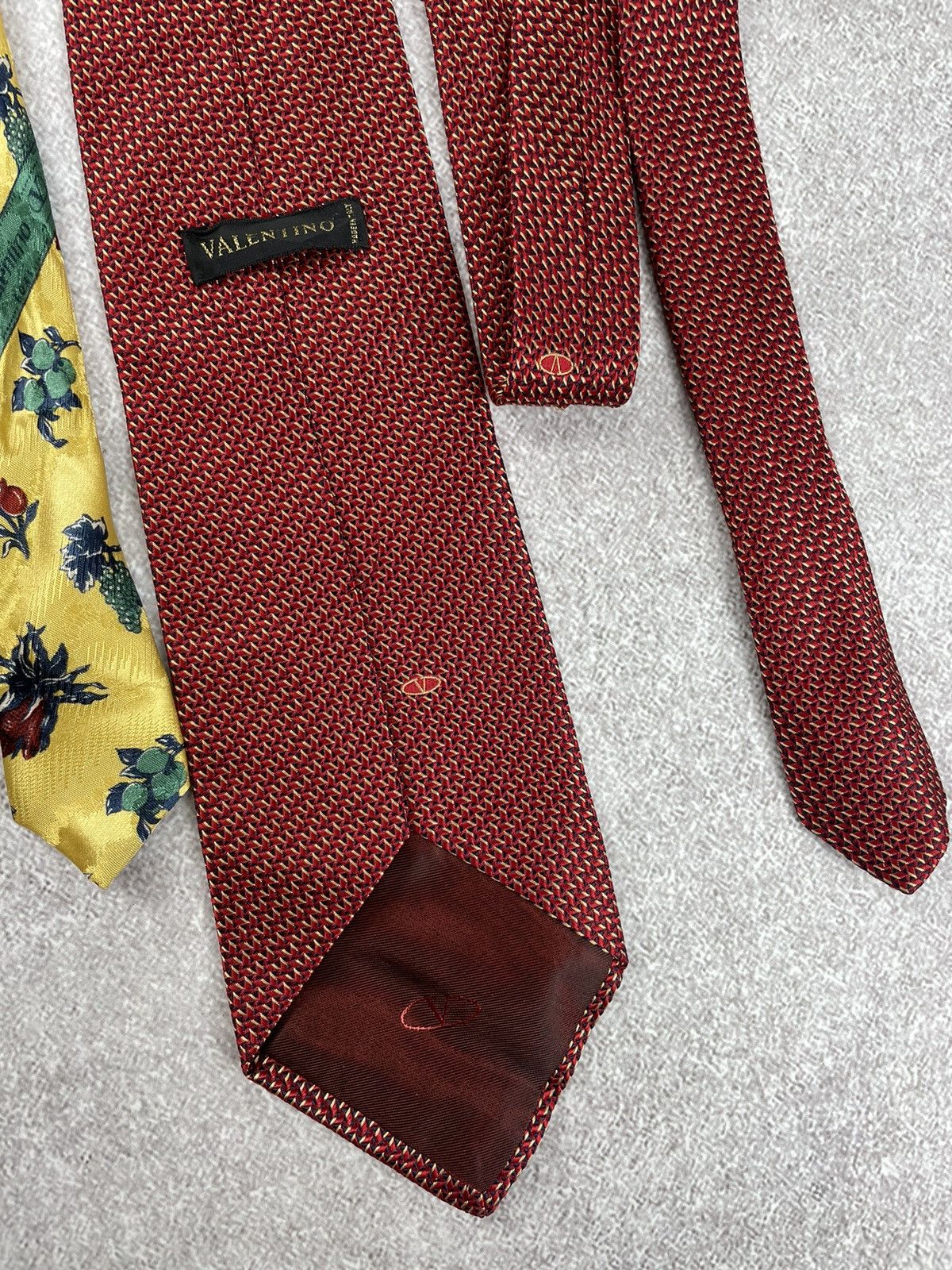 Valentino × Vintage Vintage Valentino Printed Silk Tie Size ONE SIZE - 8 Thumbnail