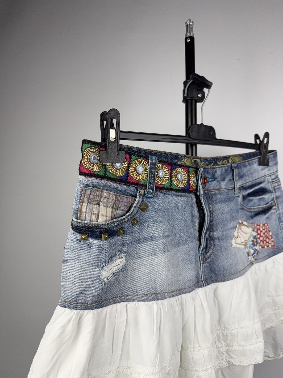 Desigual Desigual Exotic Jeans Layered Denim Y2K Boho Patch Skirt Size 31" - 4 Thumbnail
