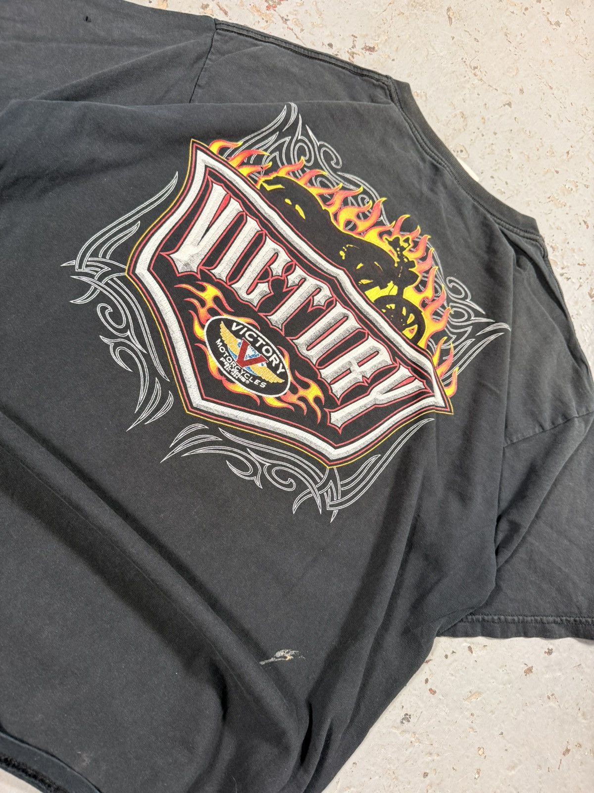 Vintage Vintage Distressed Victory Motorcycle Flame Tee Size US XL / EU 56 / 4 - 6 Thumbnail