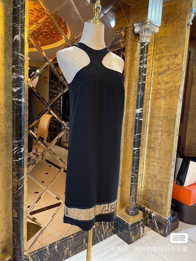 Versace Versace Rhinestone dress dress Size M / US 6-8 / IT 42-44 - 4 Thumbnail