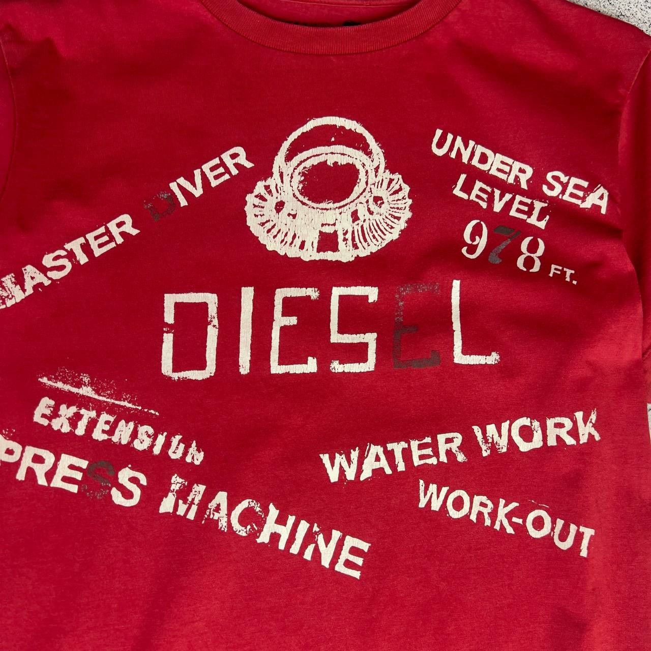 Diesel Diesel Tee Men's Size L Red Cotton Short Sleeve` Size US L / EU 52-54 / 3 - 4 Thumbnail
