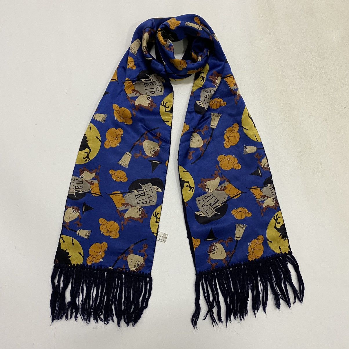 Cartoon Network TAZMANIA JAPANESSE CARTOON SILK SCARF MUFFLER JB001 Size ONE SIZE - 7 Thumbnail