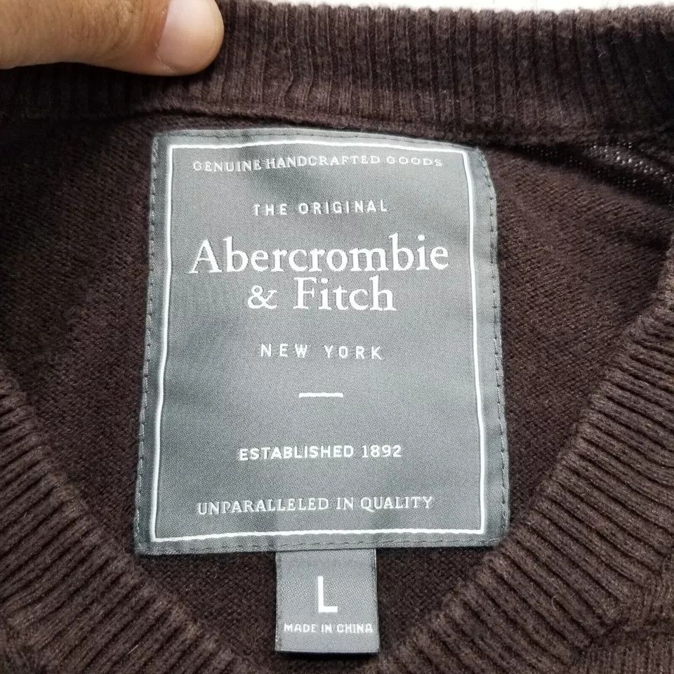Abercrombie & Fitch Abercrombie Fitch Sweater Mens Large Pullover V Neck Logo Size US L / EU 52-54 / 3 - 8 Thumbnail