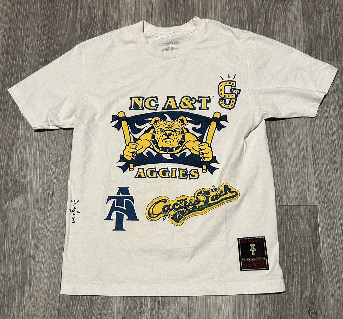 Mitchell & Ness × Travis Scott Mitchell & Ness x Cactus Jack North Carolina A&T college tee Size US M / EU 48-50 / 2 - 1 Thumbnail