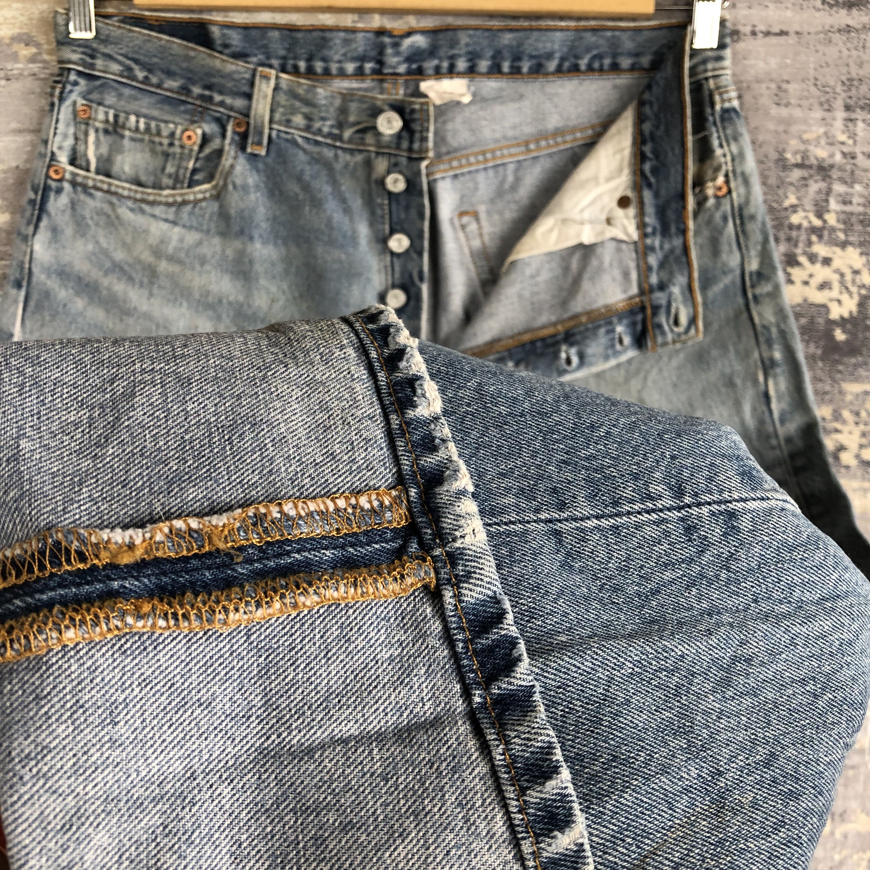 Levi's Vintage 90's Levis 501 Faded Jeans Levi's Light Wash Denim Size US 34 / EU 50 - 8 Thumbnail