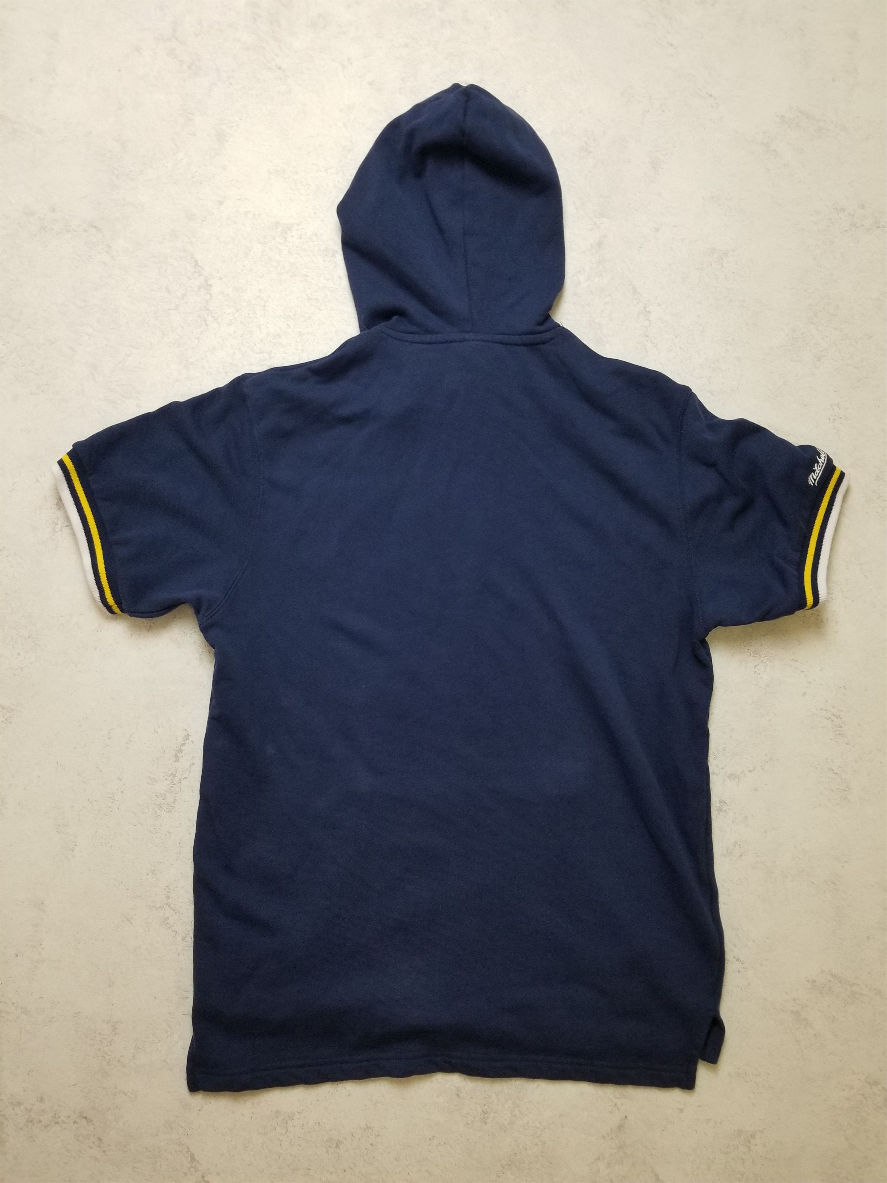 Mitchell & Ness Mitchell and Ness Hooded Short Sleeve Michigan Wolverines Size US M / EU 48-50 / 2 - 2 Thumbnail