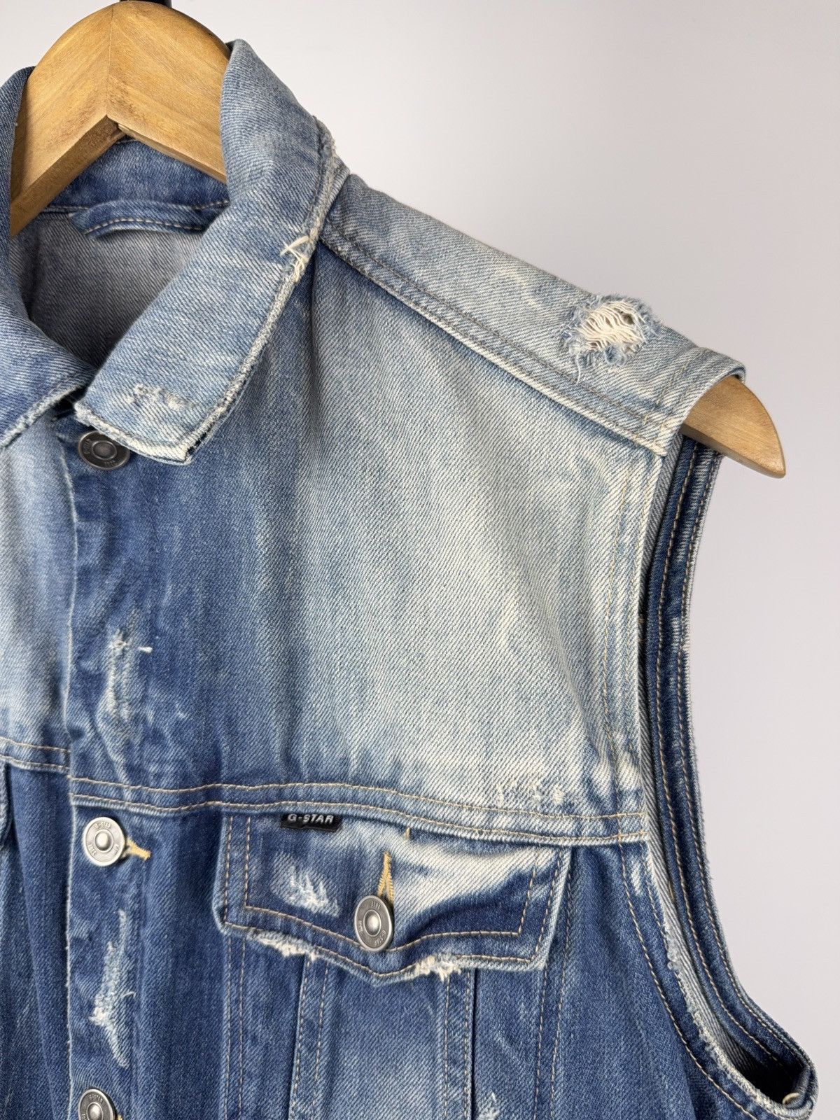 G-Star Vintage 00s G-Star RAW Distressed Denim Vest Retro Y2K Size US S / EU 44-46 / 1 - 3 Thumbnail