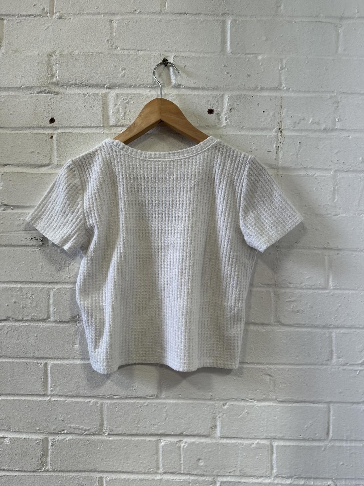 Hollister Hollister White Waffle Knit Short Sleeve T-Shirt, Size M Size M / US 6-8 / IT 42-44 - 2 Thumbnail