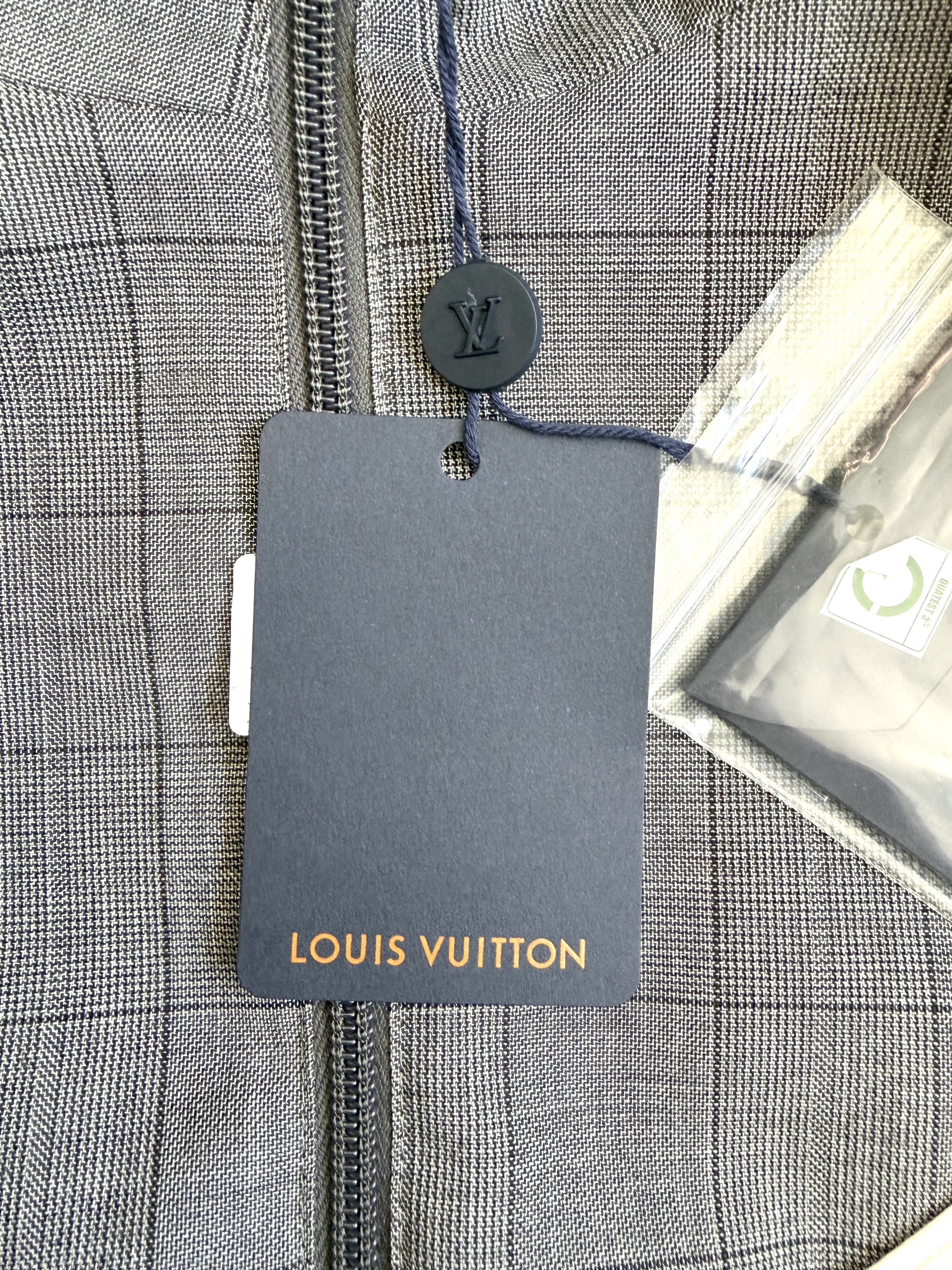 Louis Vuitton Louis Vuitton Grey & White Damier Track Jacket. Size US S / EU 44-46 / 1 - 3 Thumbnail