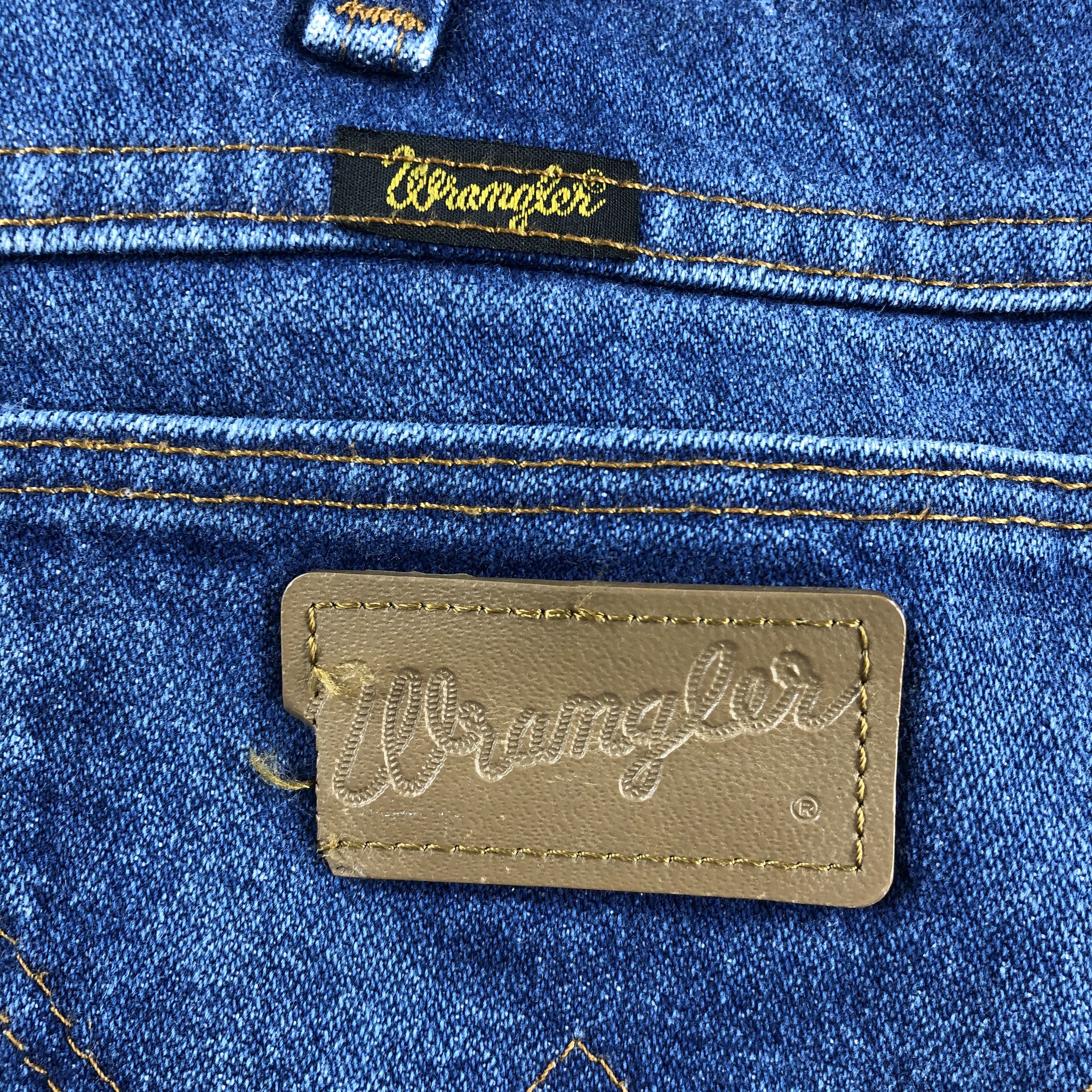 Vintage Vintage Blue Wash Wrangler Jeans-J2305 Size US 35 - 5 Thumbnail