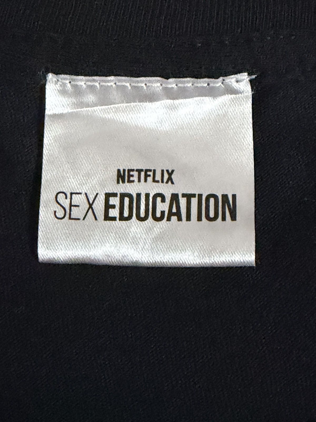 Other Netflix: Sex Education Size US M / EU 48-50 / 2 - 2 Thumbnail