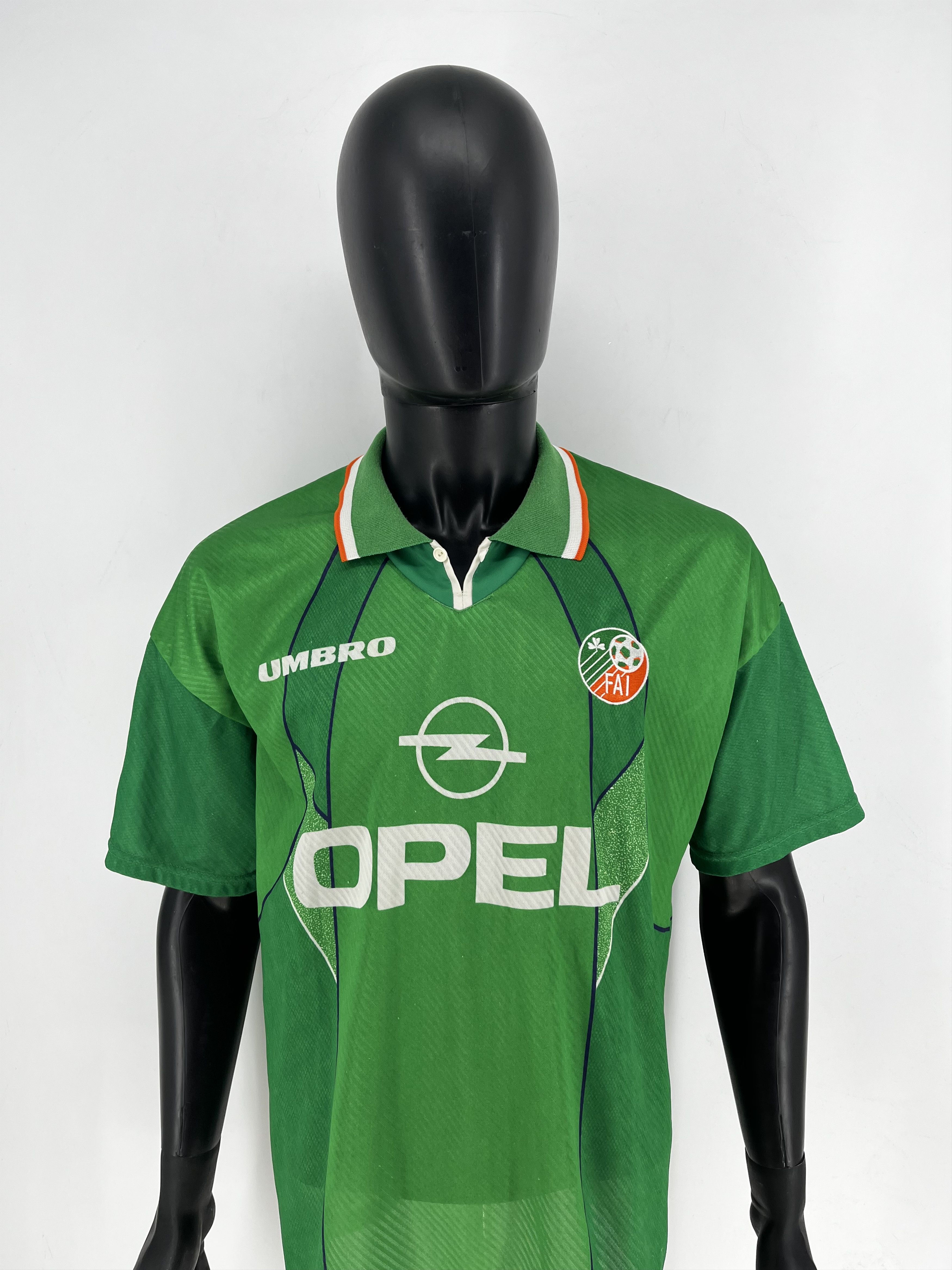 Other Ireland Home Football Shirt 1994/95 Adult Sz L Umbro Vintage Size US L / EU 52-54 / 3 - 6 Thumbnail