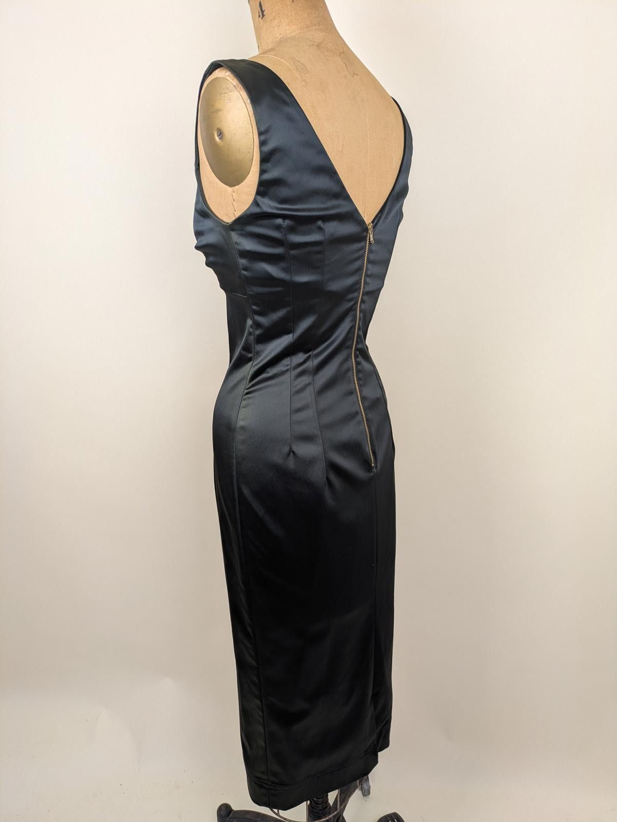 Dolce & Gabbana D&G black satin bow bodycon slinky dress Size S / US 4 / IT 40 - 3 Thumbnail