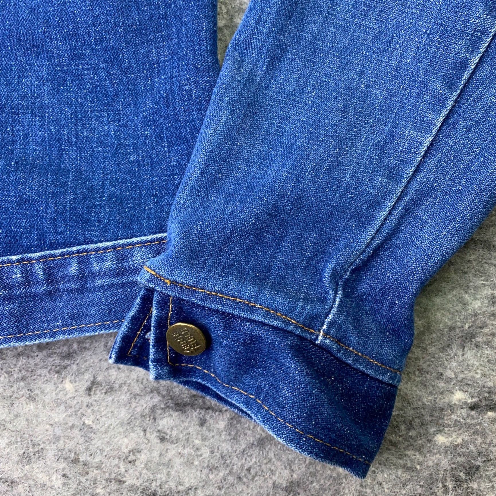 Denime VINTAGE Sedgefield Jacket Denim Trucker Womens Medium Blue 70s 80s USA Made Jacket Womens M Blue 70s 80s Jeans Style USA Fit Regular) Size M / US 6-8 / IT 42-44 - 5 Thumbnail