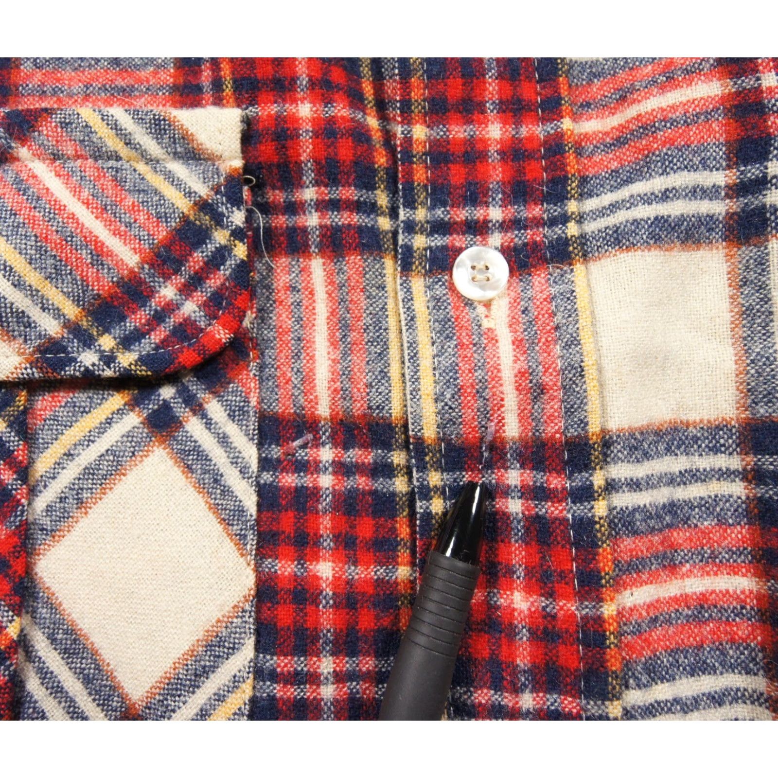 Pendleton VINTAGE Pendleton Shirt Button-Up Wool Flannel Mens Medium Red Plaid Outdoors Size US M / EU 48-50 / 2 - 5 Thumbnail