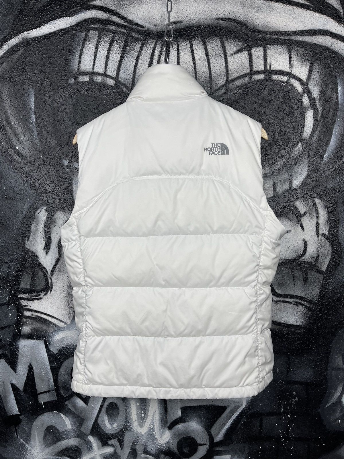 The North Face The North Face 700 Vintage White Goose Down Vest WMNS Size M Size M / US 6-8 / IT 42-44 - 13 Thumbnail