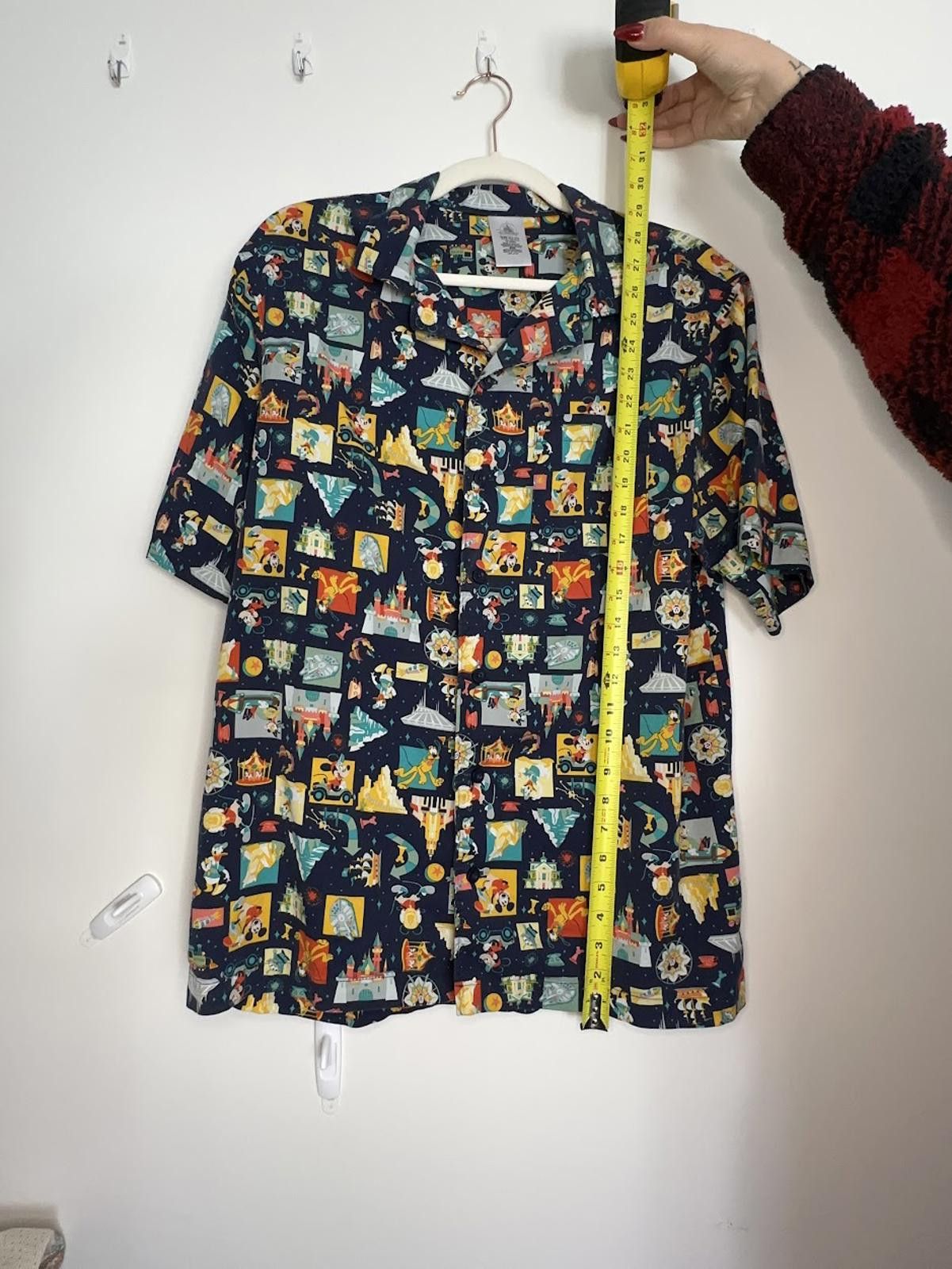 Disney Disney Vintage Style Button Up - Sz. Men's M Size US M / EU 48-50 / 2 - 4 Thumbnail