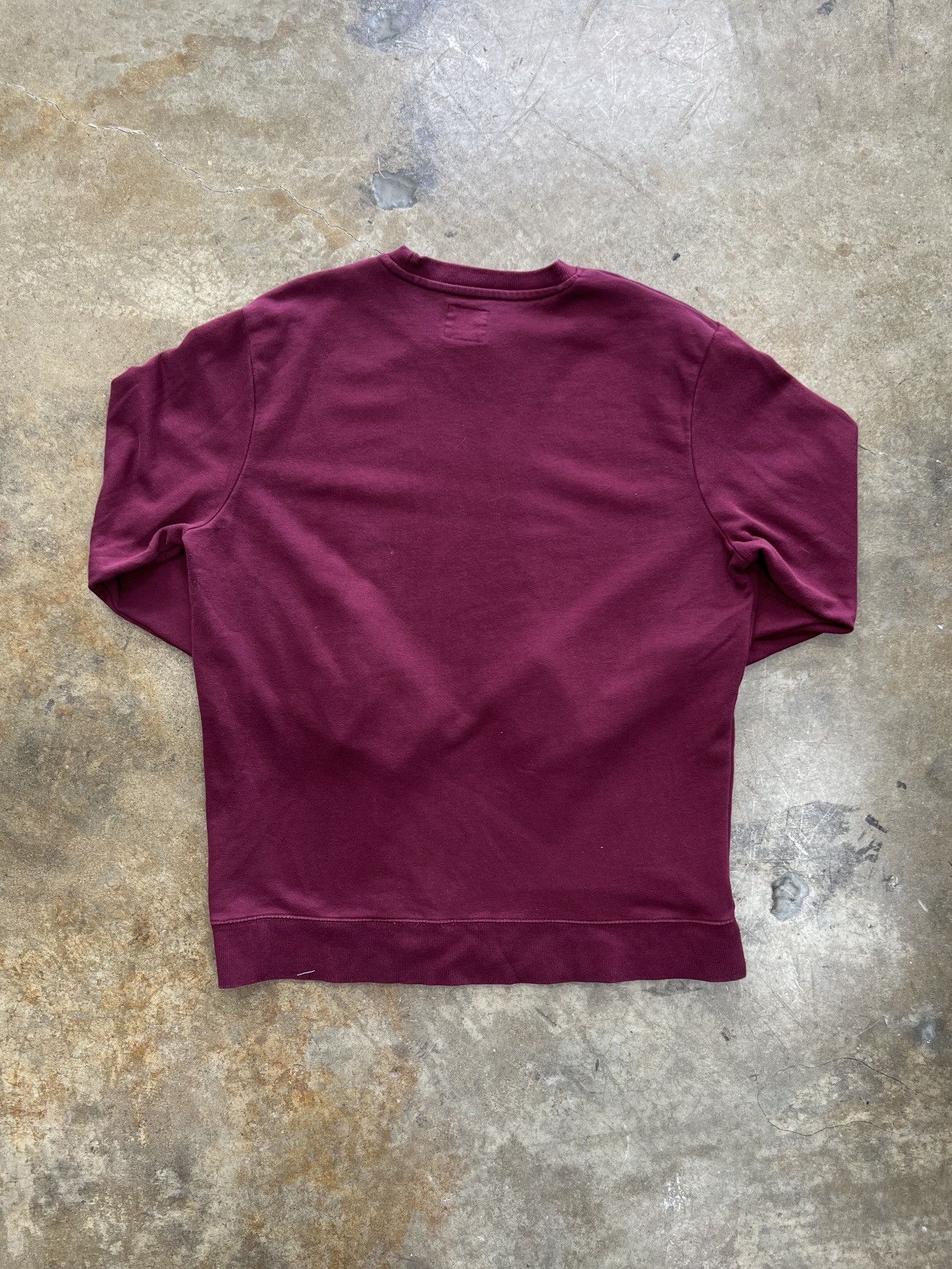 Champion Vintage Champion V-notch Maroon Crewneck Large Size US L / EU 52-54 / 3 - 4 Thumbnail