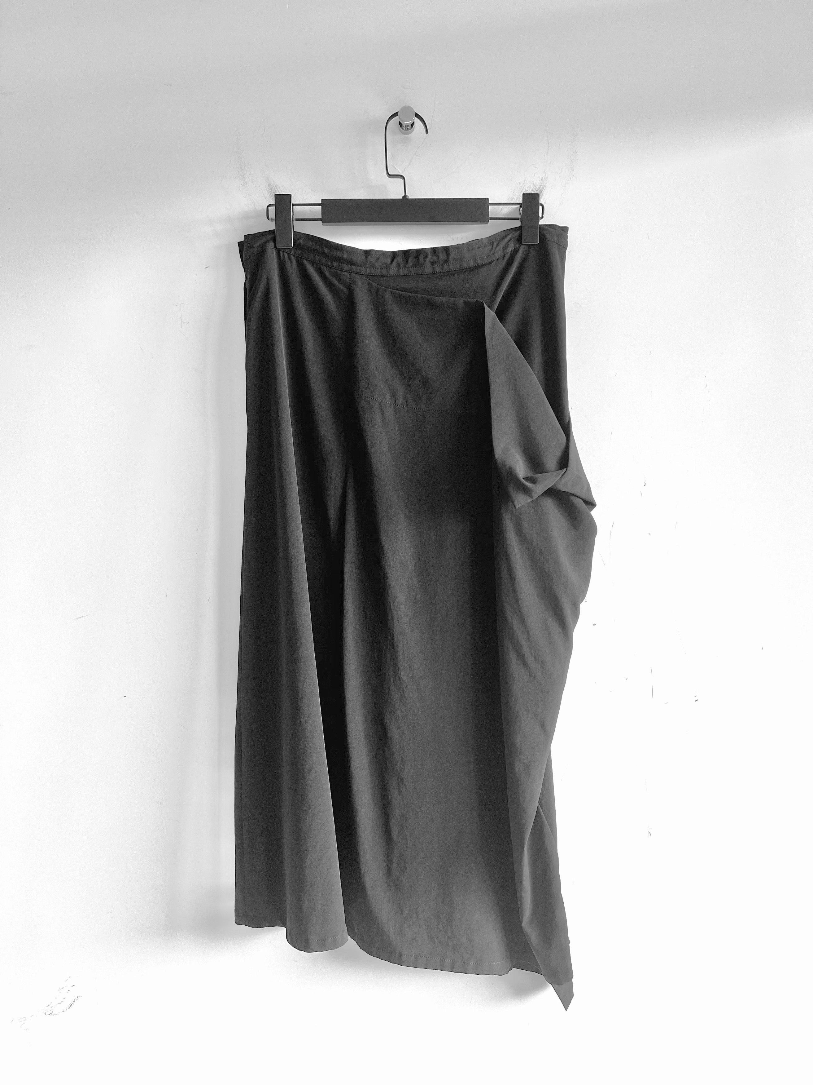 Yohji Yamamoto Yohji Yamamoto Y's - DE CHINE Asymmetrical Draped Long Skirt Size 30" / US 8 / IT 44 - 2 Thumbnail