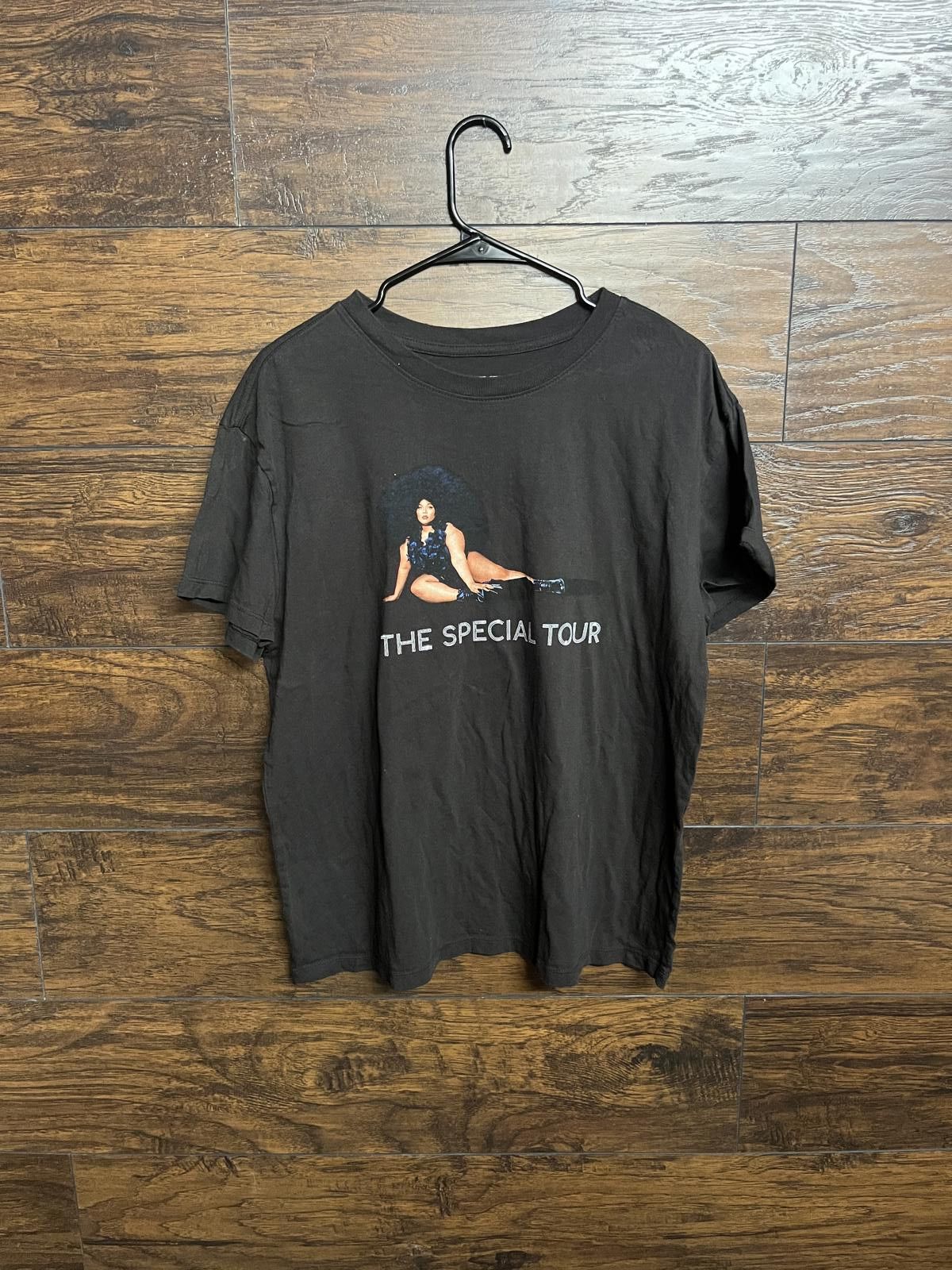 Designer Lizzo Sexy T-shirt - Afro The Special Tour Shirt 2XL Size XXL / US 16-18 / IT 52-54 - 1 Thumbnail