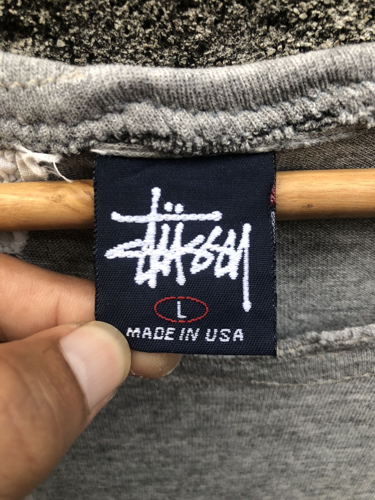 Stussy Vintage 90s Stussy Basketball Tshirt Distressed Size US L / EU 52-54 / 3 - 4 Thumbnail