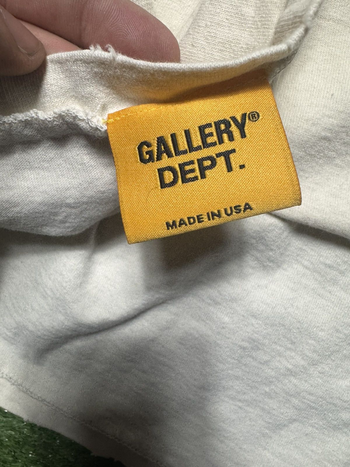 Gallery Dept. Gallery Dept. Dead Batteries Tee Size US L / EU 52-54 / 3 - 6 Thumbnail