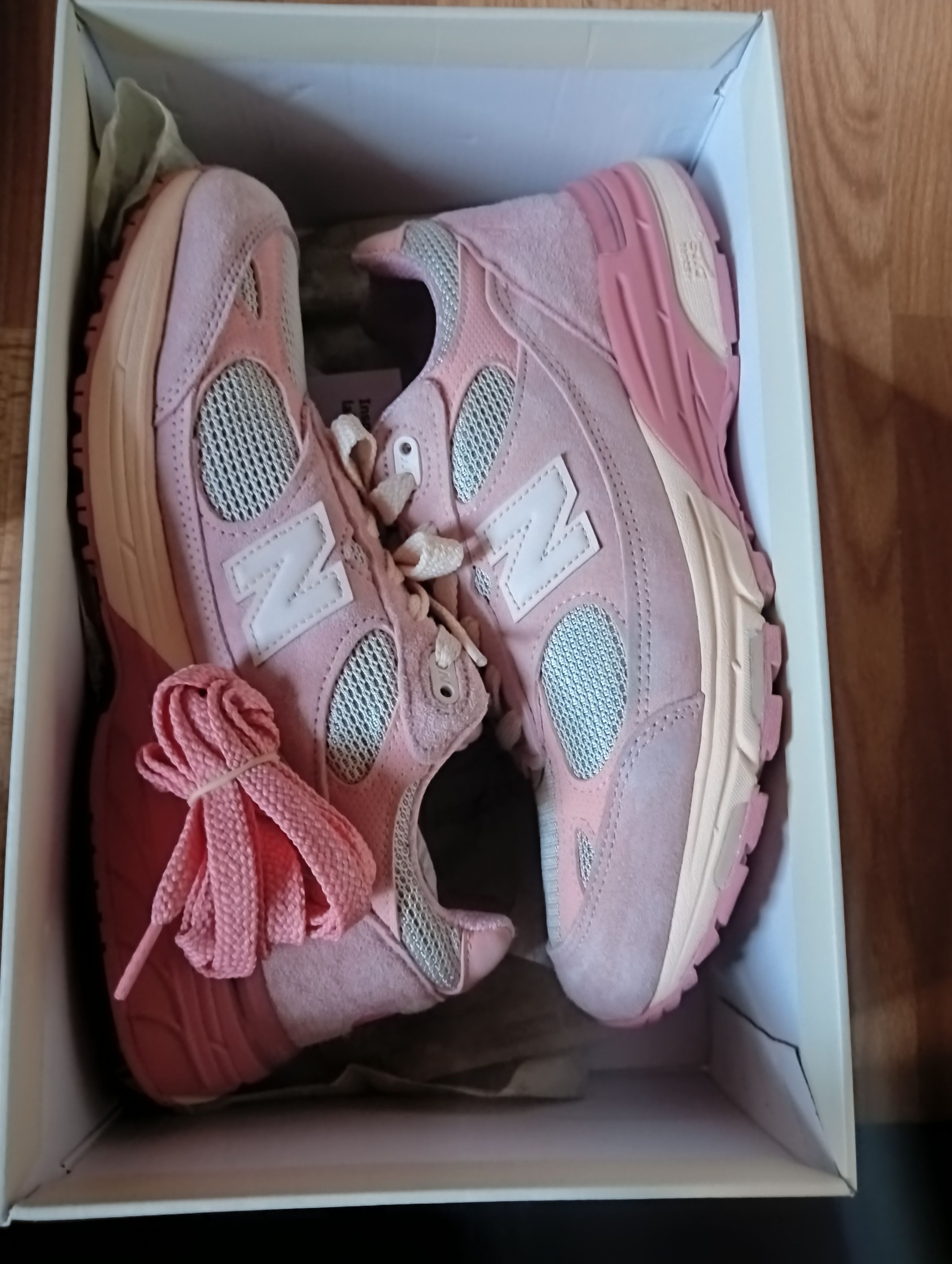 Joe Freshgoods × New Balance MR993JH1 JFG x NB 993 Powder Pink Size US 9 / EU 42 - 9 Thumbnail