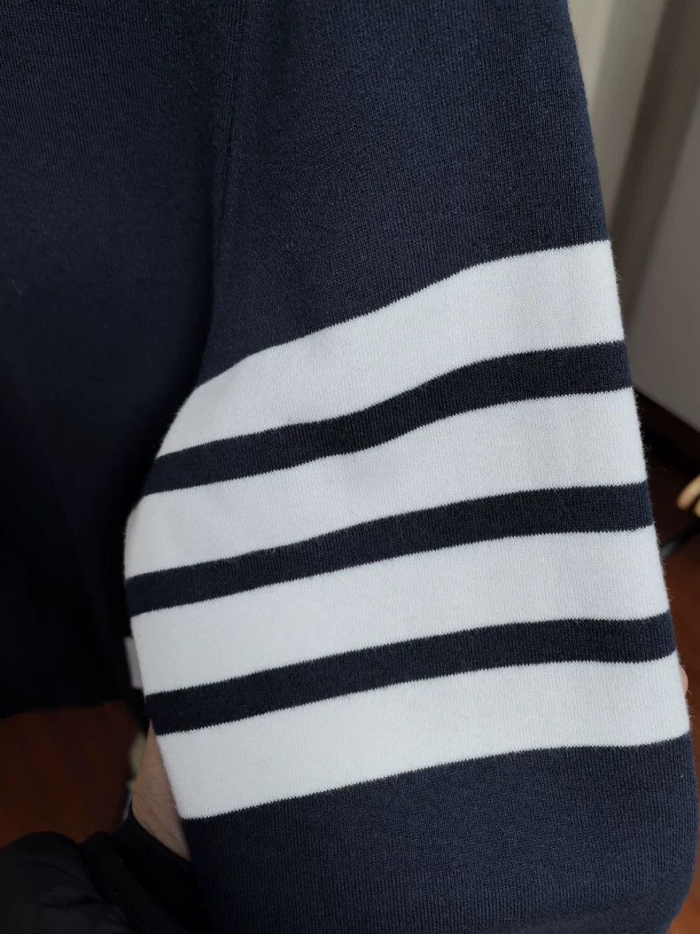 Thom Browne THOM BROWNE Classic hoodie 2502-Nextarrow Size US S / EU 44-46 / 1 - 3 Thumbnail
