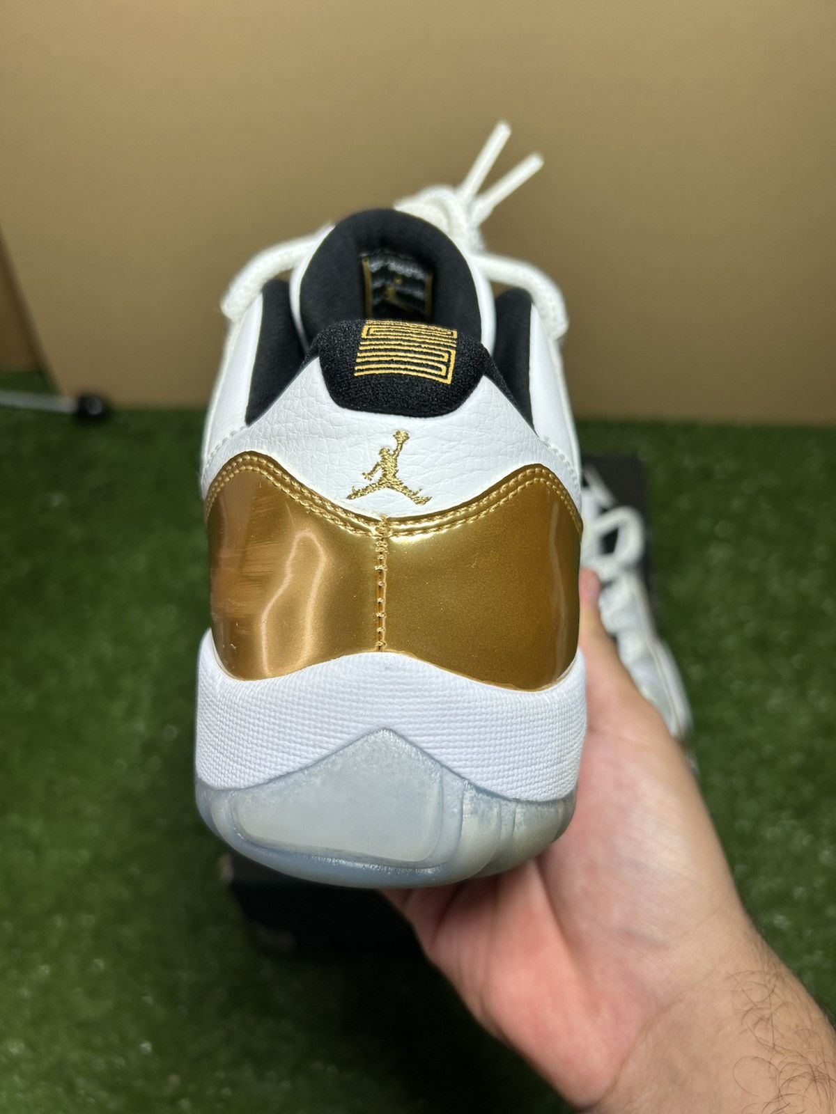 Jordan Brand Jordan 11 low closing ceremony Size US 10.5 / EU 43-44 - 8 Thumbnail